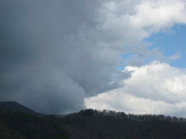 lot of change in cloud demeanor during race