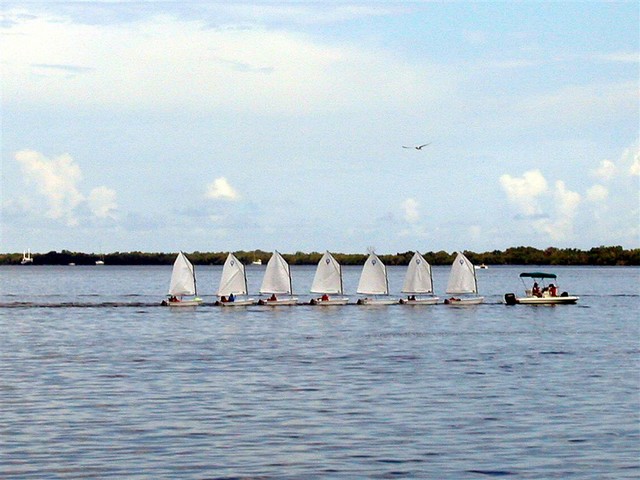 Follow the leader, Eastman Sailing Club, Tampa Bay 2004