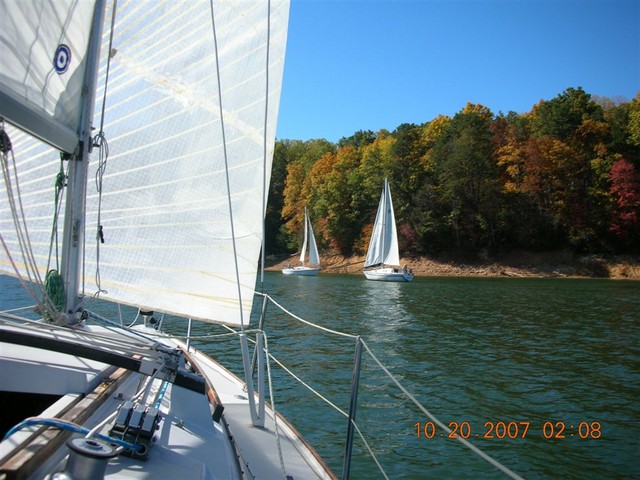 5th Fall Race, Just for Fun, around the island.. [Pictures from Mark Galloway]