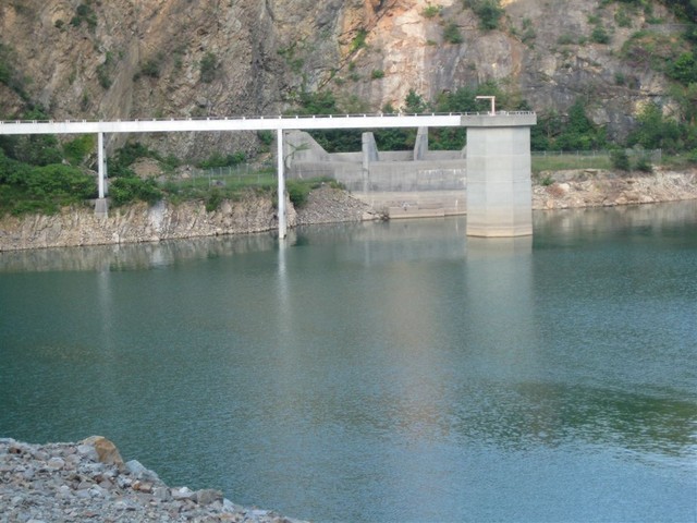 picture from top of dam facing southeast